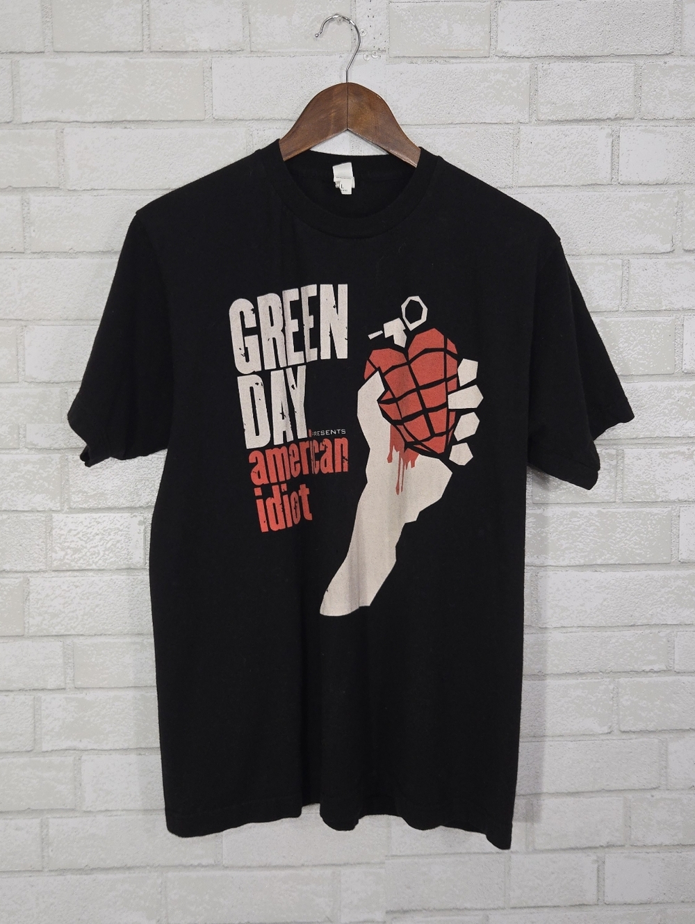 Green Day American Idiot graphic tee
